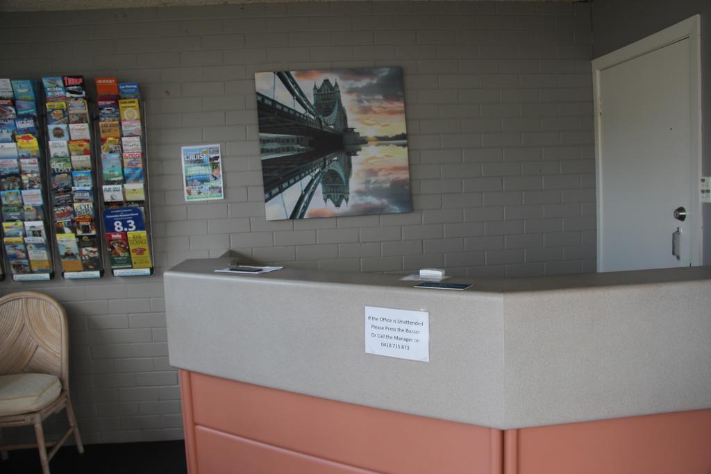 Caloundra Suncourt Motel Экстерьер фото