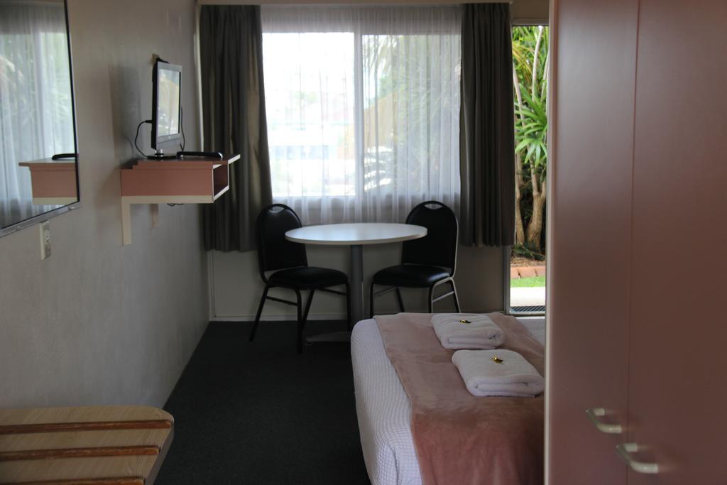 Caloundra Suncourt Motel Номер фото