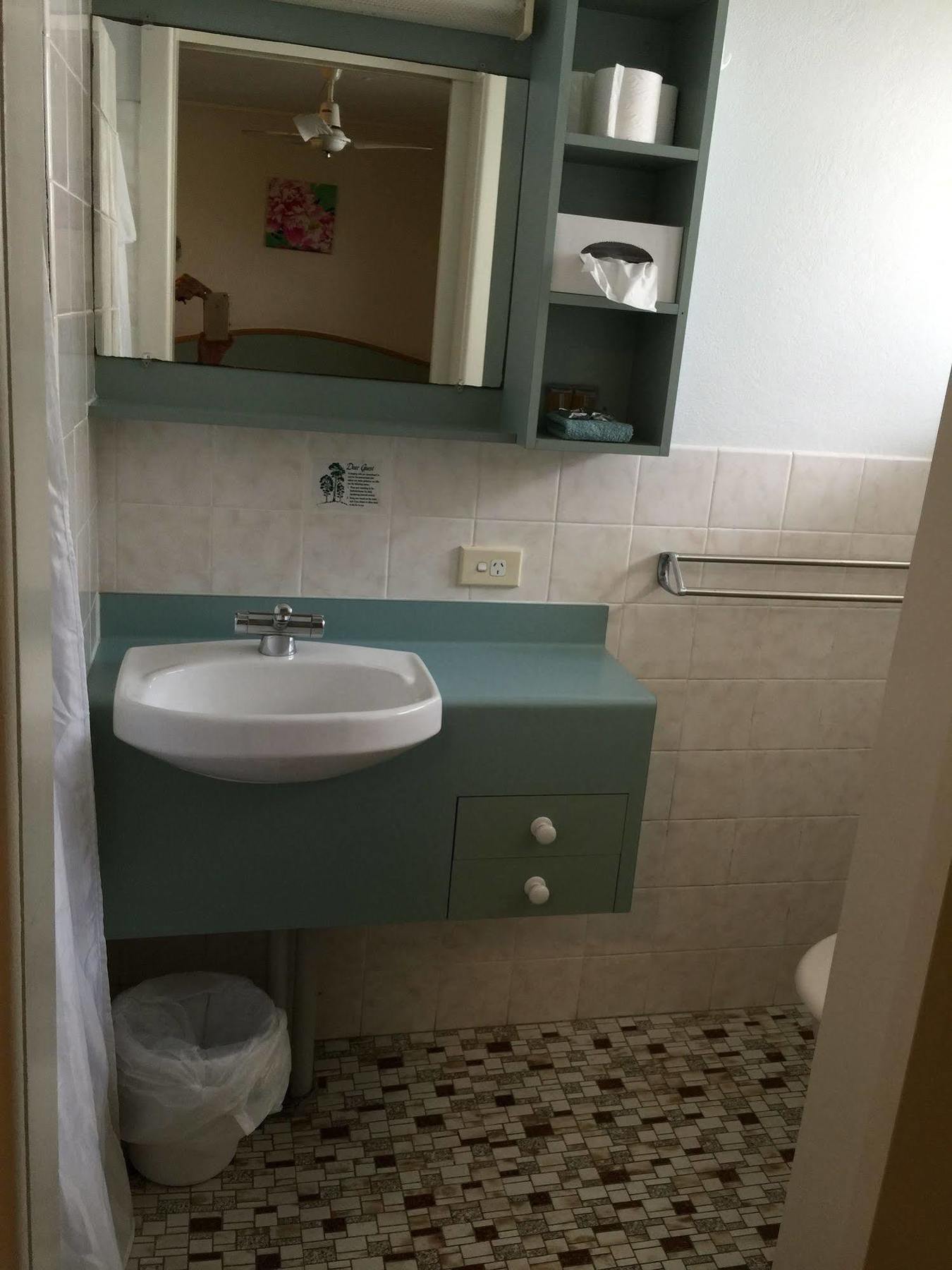 Caloundra Suncourt Motel Экстерьер фото