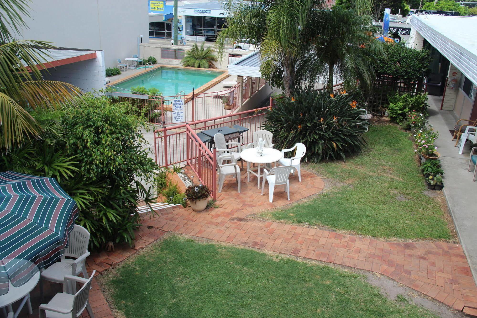 Caloundra Suncourt Motel Экстерьер фото